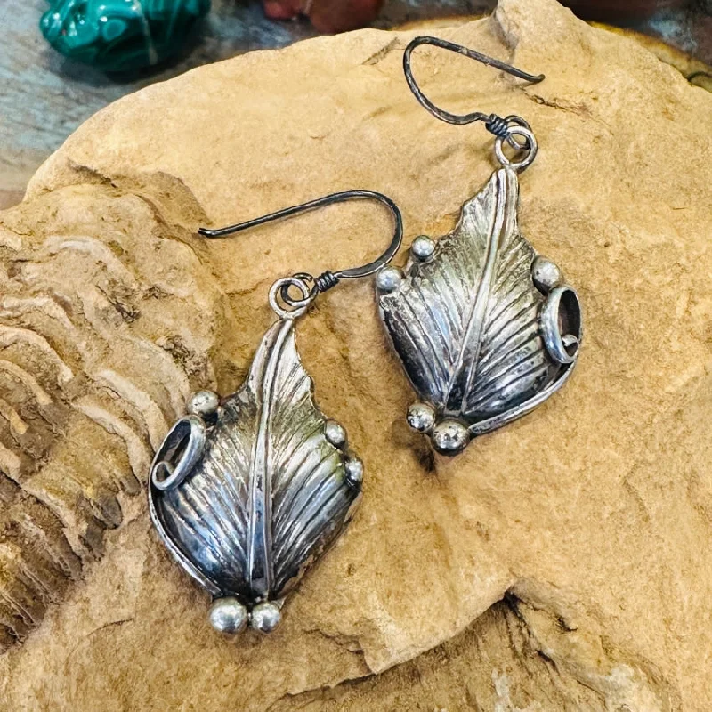 Vintage Navajo Sterling Silver Appliqué Feather Earrings