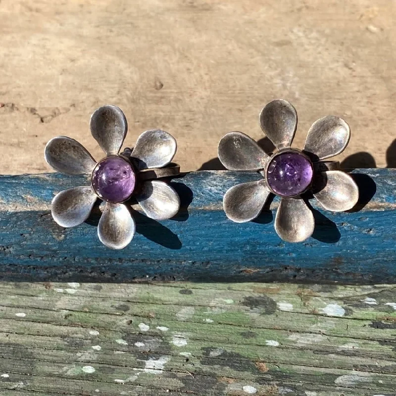 Vintage 1930s Mexican Flower Earrings with Amethyst in Sterling Silver